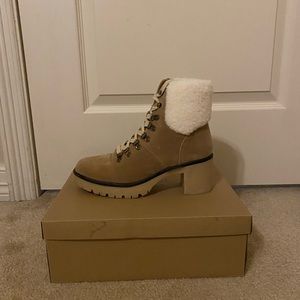 Oasis Society Monroe Sherpa Booties